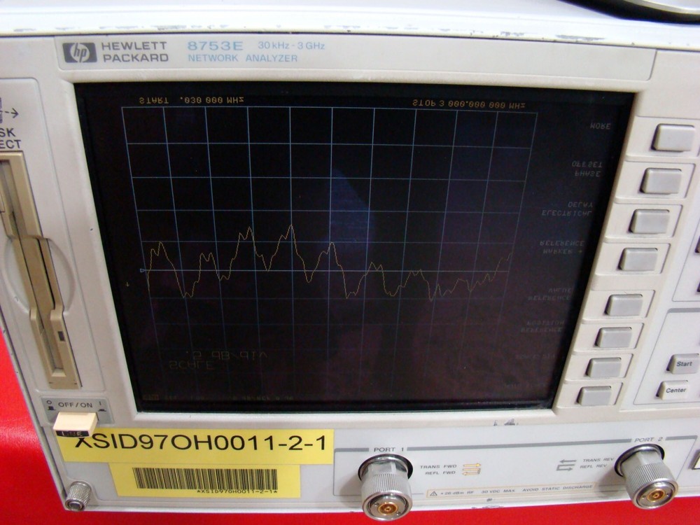 HP Hewlett Packard 8753E 30 kHz to 3 GHz Vector Network Analyzer FOR PARTS pict