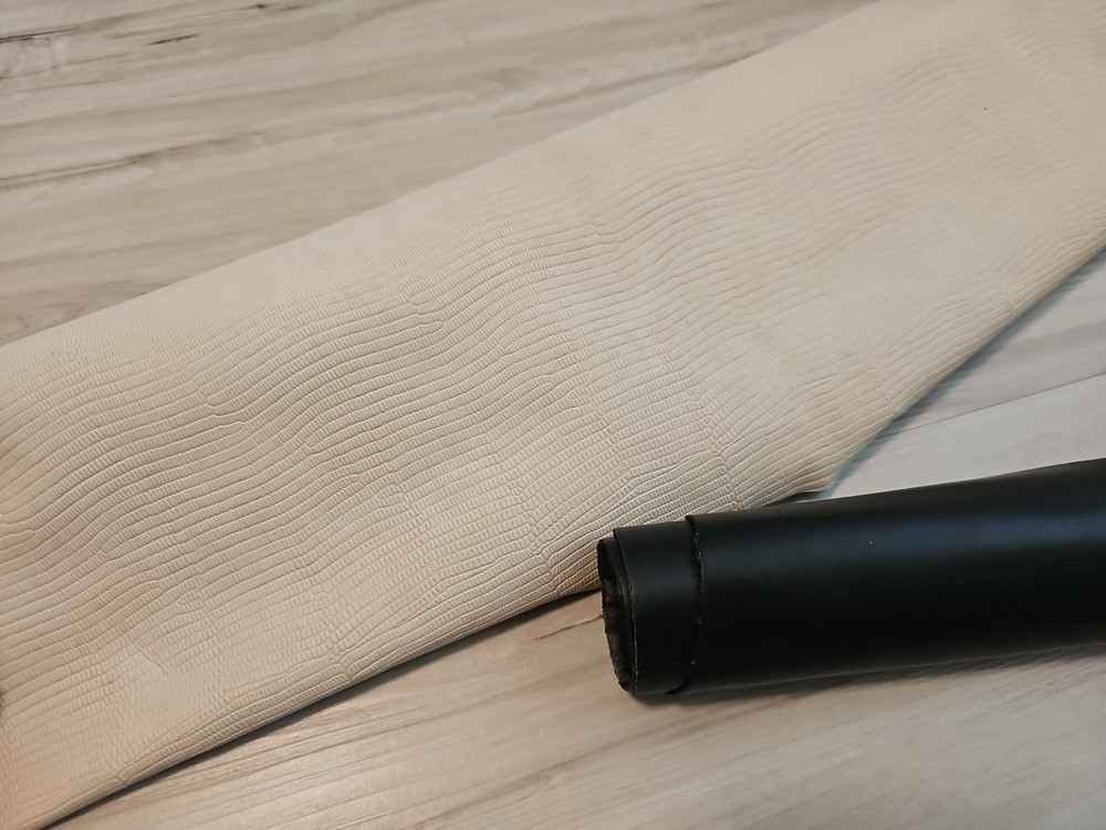 OFF-WHITE LIZARD EMBOSSED SHEEPSKIN LAMBSKIN LEATHER HIDE PANEL,SHEET, SQUARE