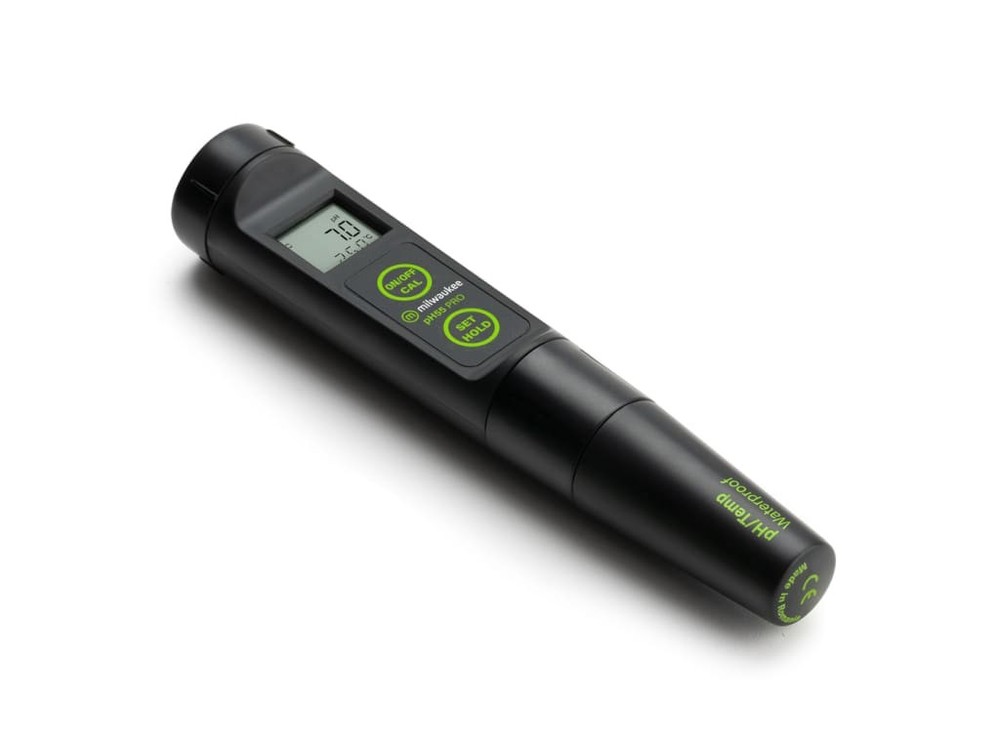 Milwaukee pH55 - PRO Waterproof pH & Temperature Tester with ATC & Replaceable
