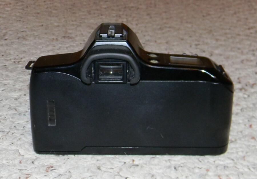 Minolta: Maxxum 3000i Camera Body - TESTED / WORKING