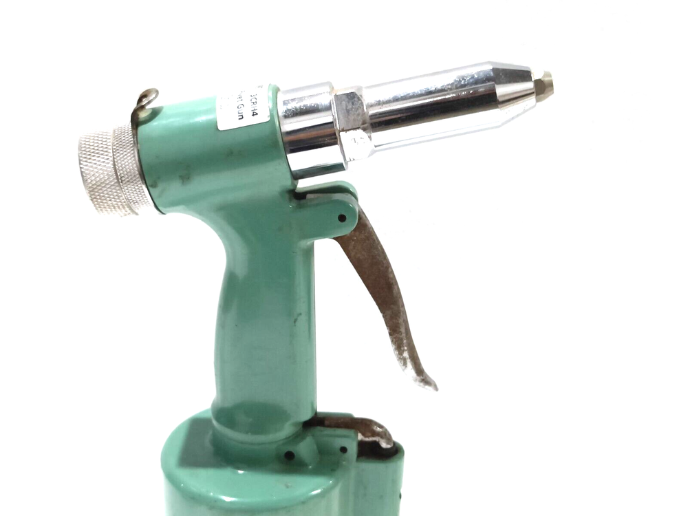 SPEEDAIRE Air Powered Rivet Tool Model 3Crh4