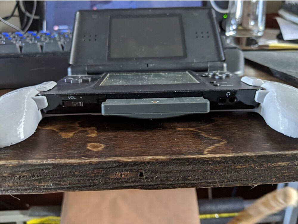 Nintendo DS Lite Grip Portable Console Handle System Ergonomic Comfortable