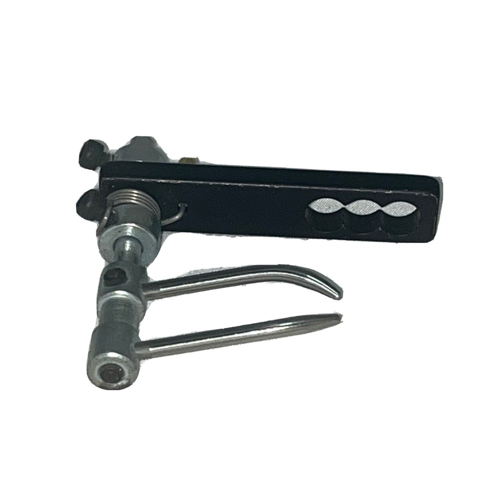 TIGHT GKF 2 PRONG ADJUSTABLE BOW MOUNT ARROW REST