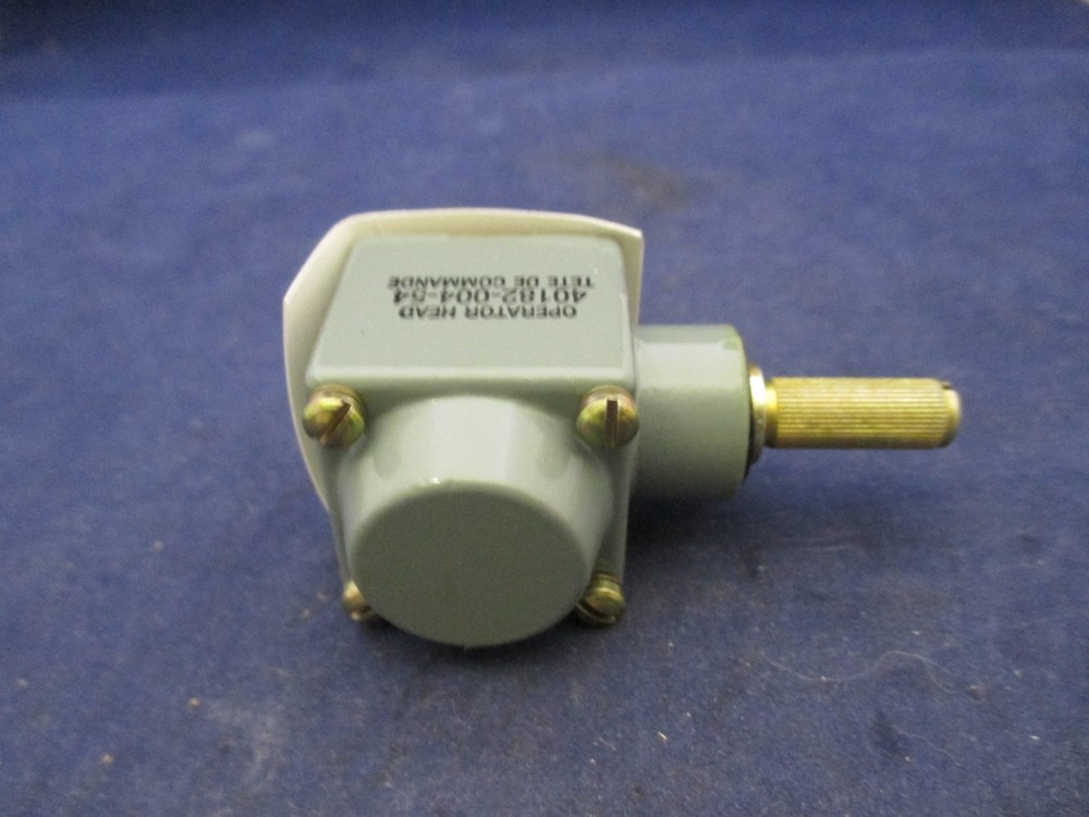 Allen Bradley 40182-004-54 Operating Head new