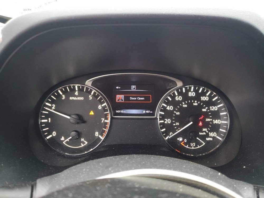 PATHFINDR 2016 Glove Box 4895676