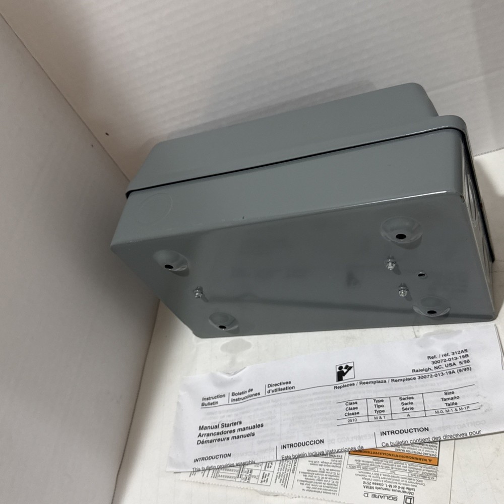 Square D 2510MBG2 AC Manual Starter NOS