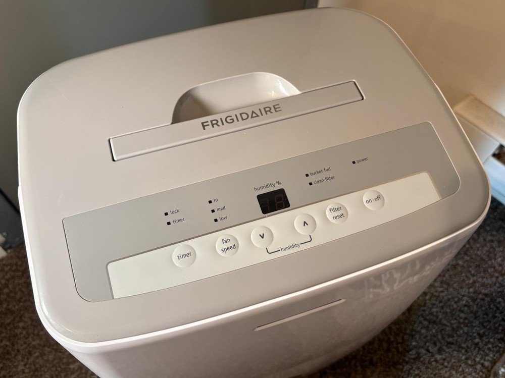 Frigidaire Dehumidifier FFAD5033R10
