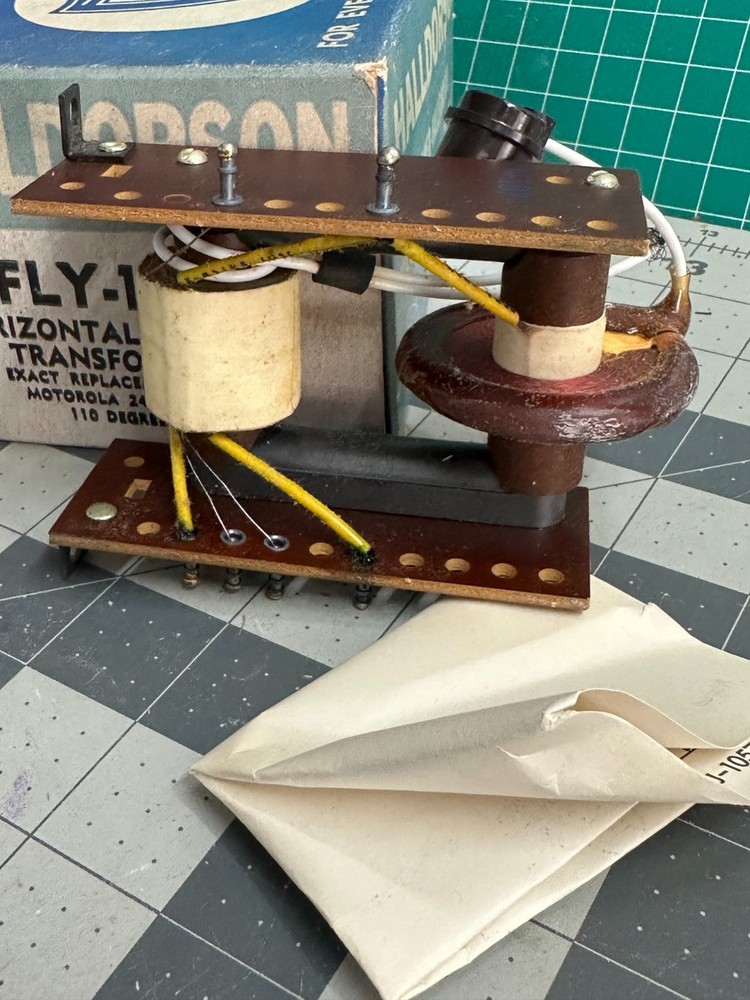 Vintage Halldorson FLY-187 Horizontal Output Transformer Motorola 110-degree