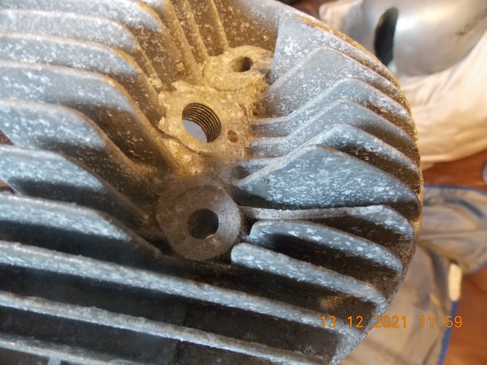 BSA BANTAM CYLINDER HEAD