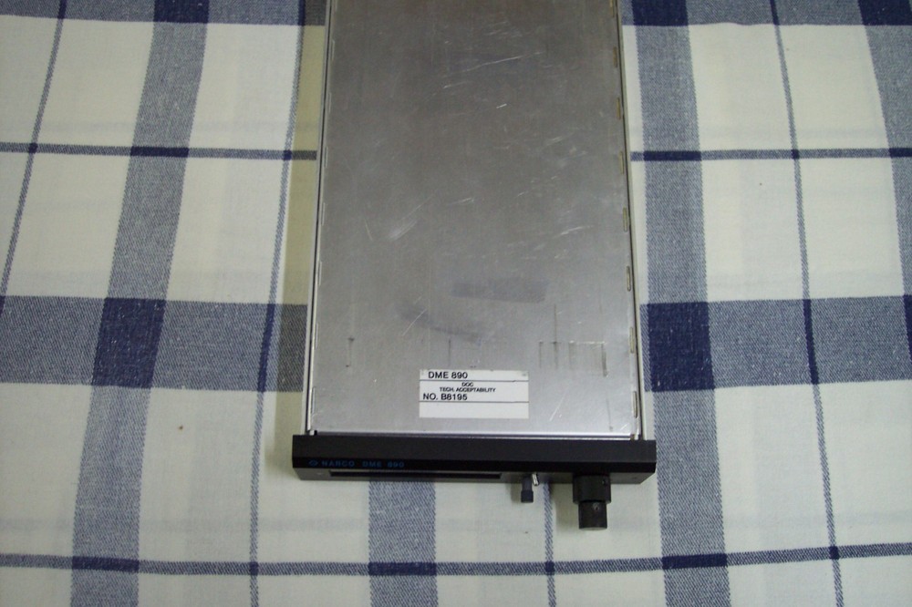 Narco DME 890