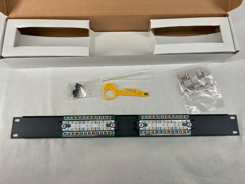 Patch Panel UTP 12 Port Ethernet CAT5e RJ45 110 Network