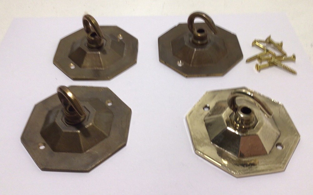 ONE VINTAGE BRASS CEILING ROSE.