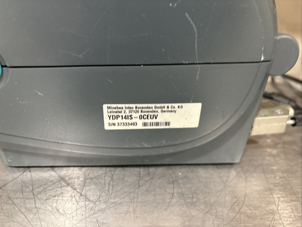 Sartorius CAPS1U-100EE-LU Scale, Combics 2 Display / In Rough Shape