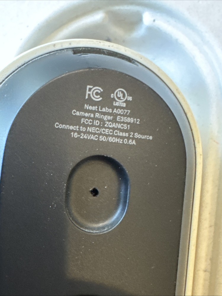 Google Nest Hello Video Doorbell A0077 w/ Riser + Angle Riser E358912