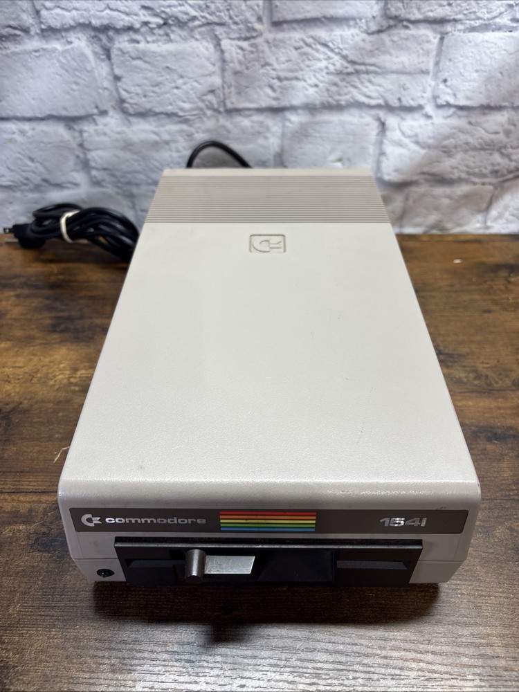 Vintage Commodore 1541 Floppy Disc Drive Computer Powers On