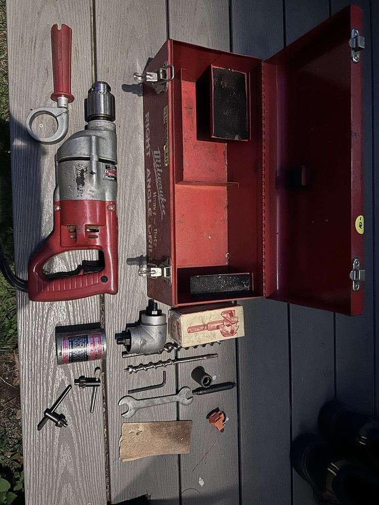 MILWAUKEE RIGHT ANGLE PLUMBERS DRILL KIT OLD STOCK