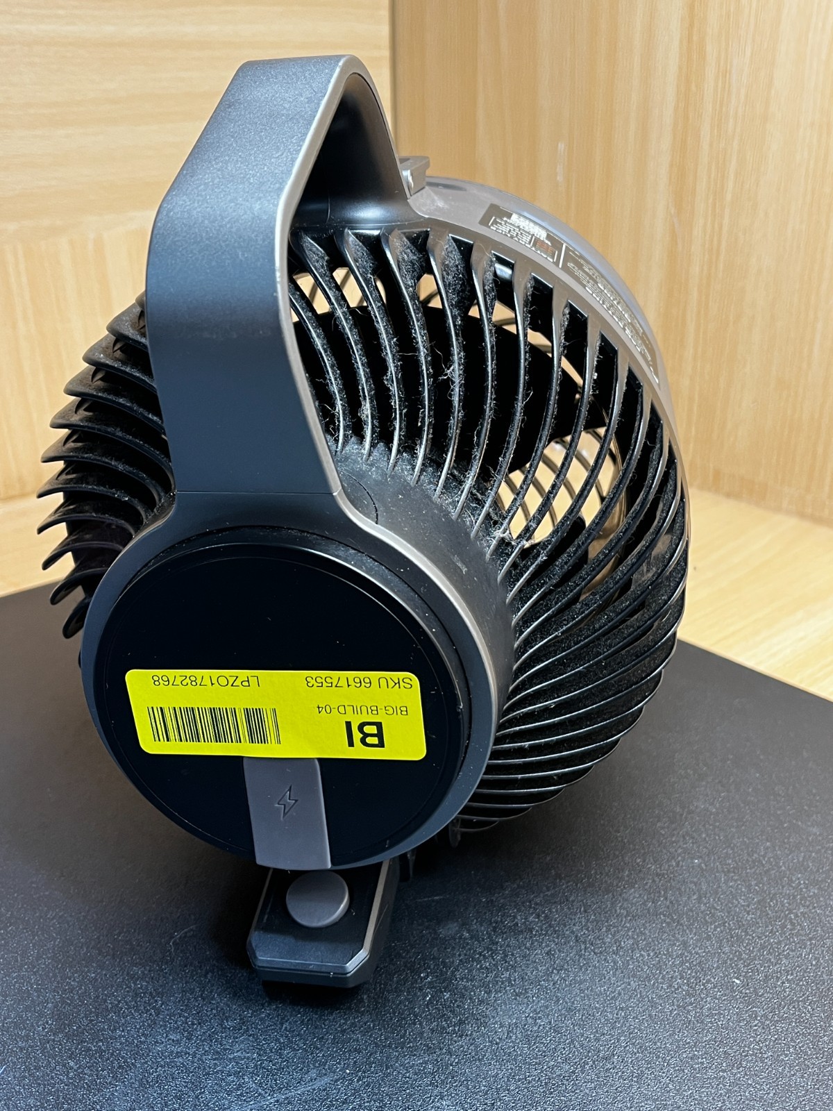 Shark FlexBreeze HydroGo FA052 Misting Portable Fan Gray Corded/Cordless 5 Speed