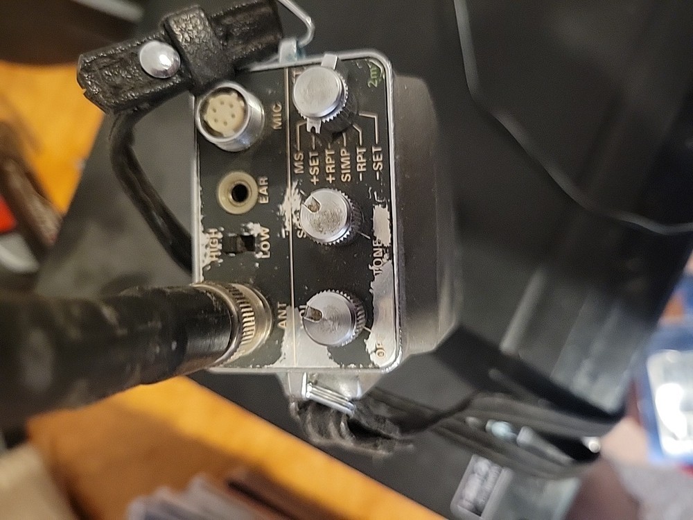 Yaesu FT-208R Handheld Transceiver NOT WORKING