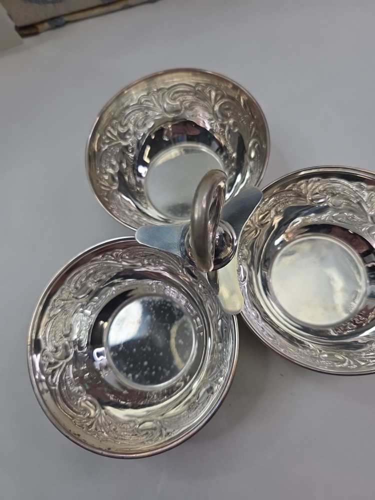 900 Silver Codiment Server