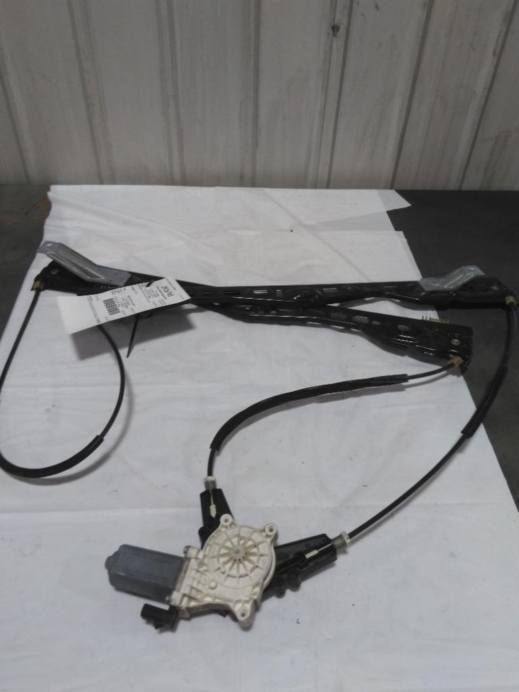 For 2020 FREIGHTLINER CASCADIA 126 WINDOW REGULATOR Left ,  MD