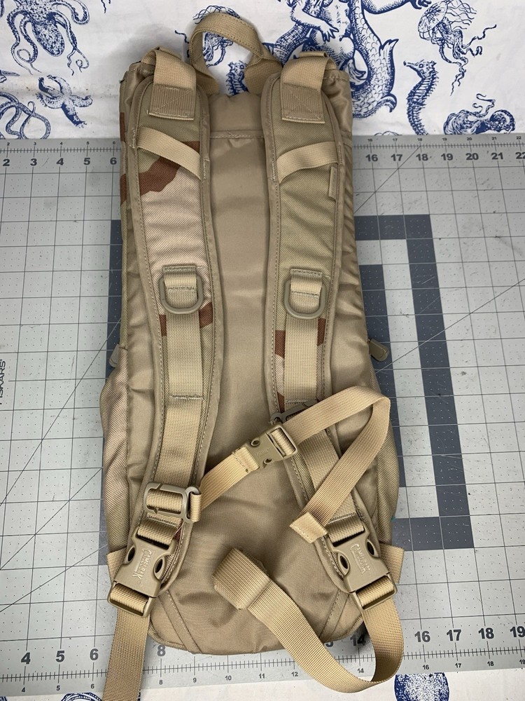 CamelBak Ambush Maximum Gear 3L Hydration Pack & Bladder Backpack Desert Camo