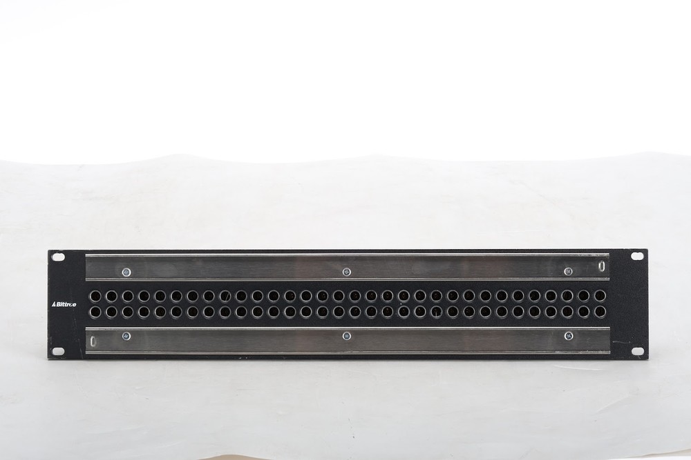 Bittree B64S-2MWTHD Mini-WECO 2x32 Video Patchbay