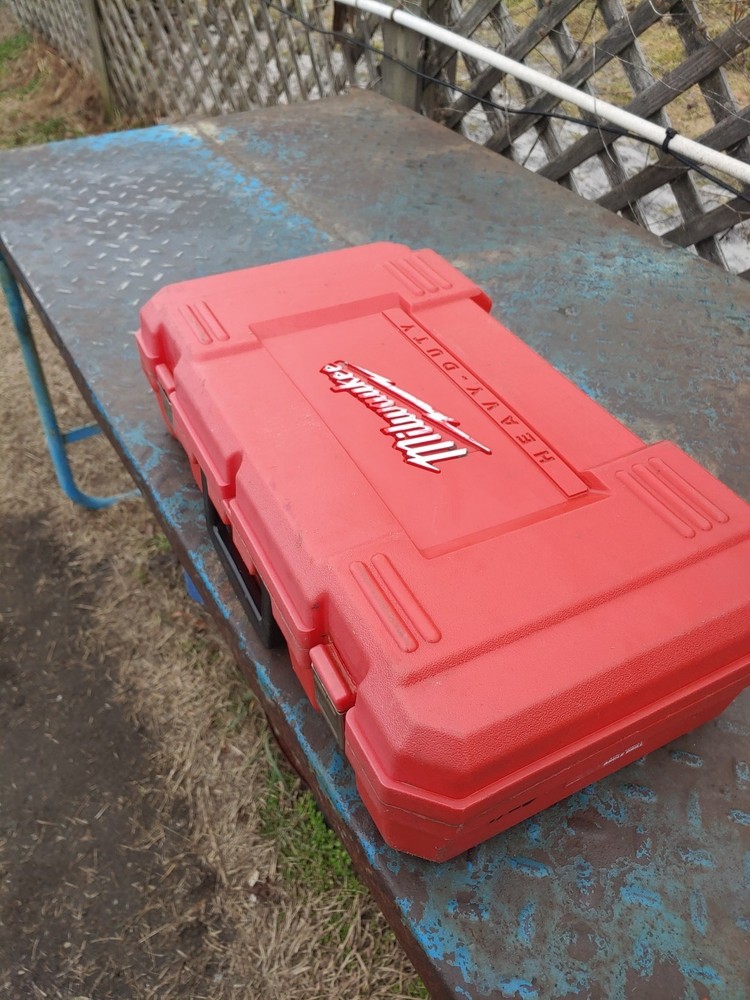 MILWAUKEE 3107, 1/2" Right-Angle Drill Kit. Serviced.