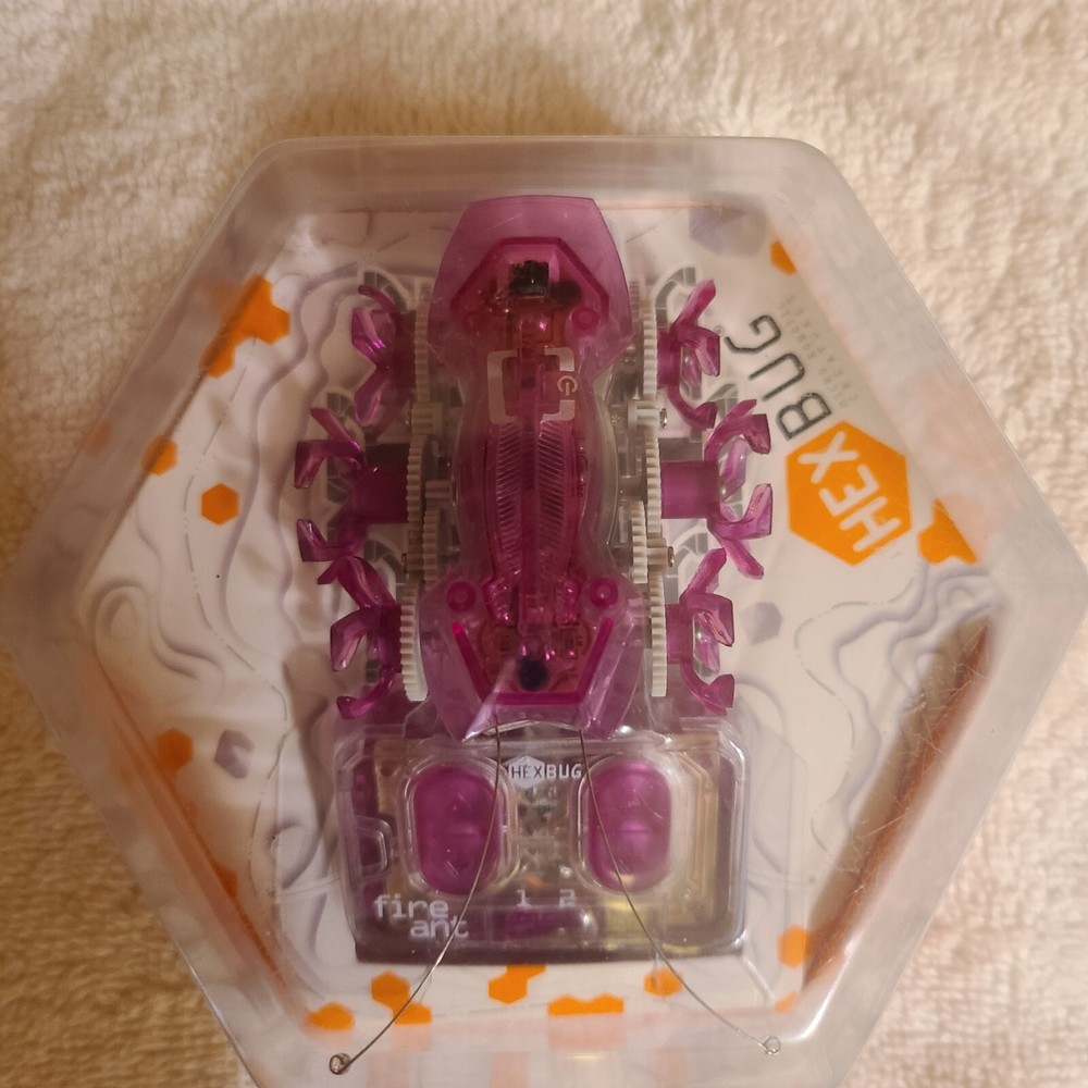 HEXBUG Fire Ant Mechanicals with Remote Control Purple New
