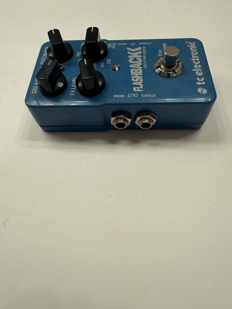 TC Electronic Flashback V1 Delay & Looper True Bypass Guitar Effect Pedal
