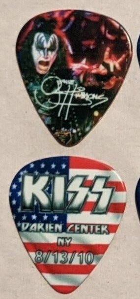 KISS 8-13-2010 DARIEN CENTER NY Hottest Show On Earth Guitar Pick CITY PICK