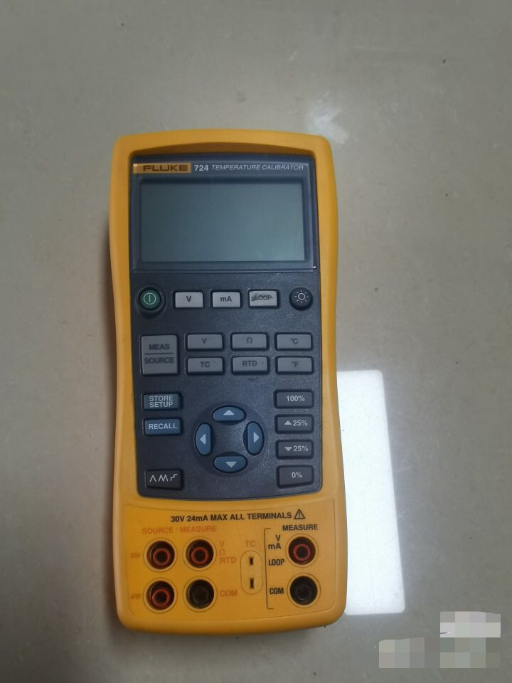 Fluke 724 Process and Temperature Calibrator