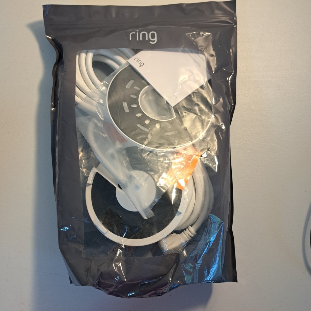 New Ring Plug-In Mount for Floodlight Cams - White