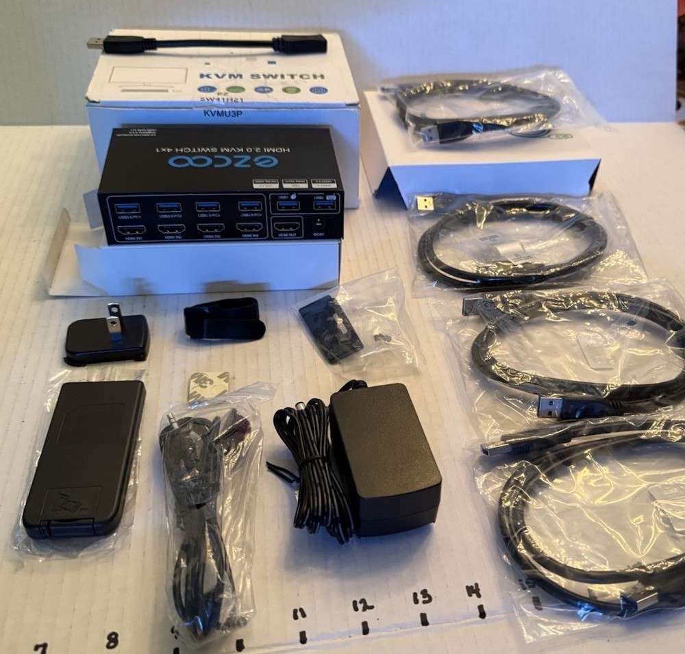 HDMI 2.0 KVM Switch 4x1