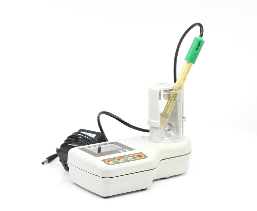 HANNA Instruments HI-208 pH Meter with Electrode and AC Wall Adapter