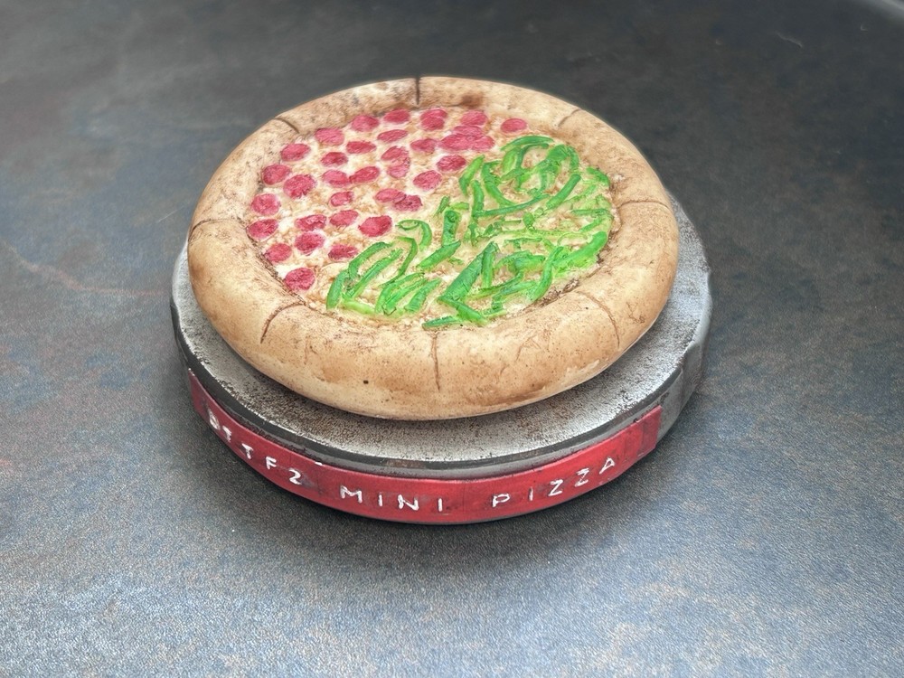 BTTF 2 Back To The Future 2 Pizza Replica Prop Pre Hydrated Version solid resin