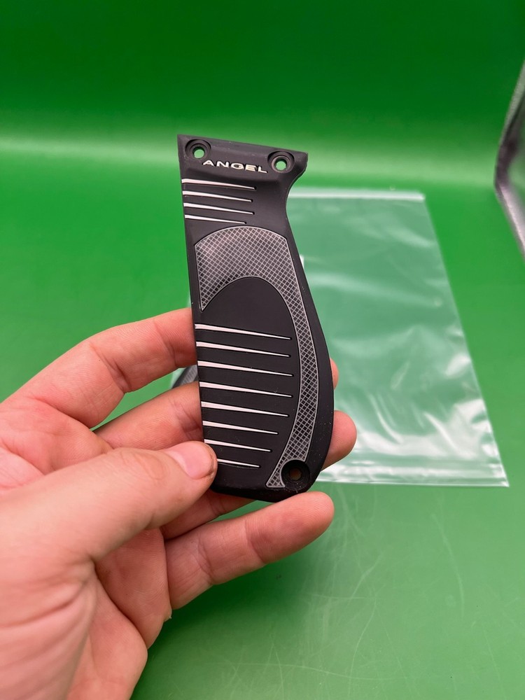 06 Angel Speed Grips