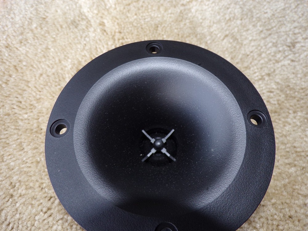 P-100HF Tweeter Compression Horn 3-4 inch @b15