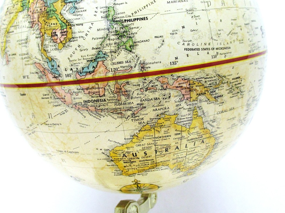 REPLOGLE GLOBES INC 9 INCH GLOBE WITH BAROMETER, TEMPERATURE, HYGROMETER VG