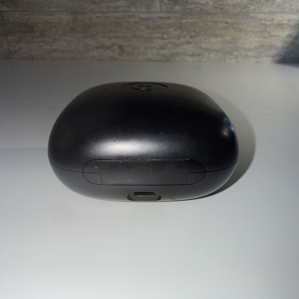 Black Beats Charging Case Only