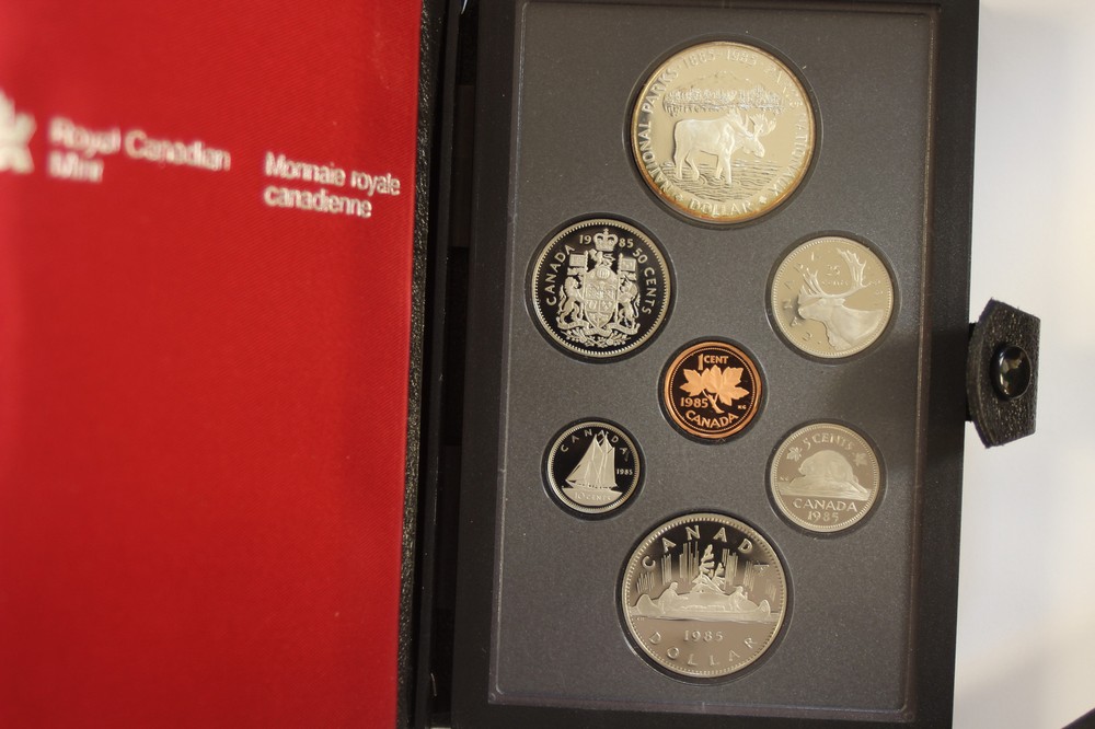 1985 Canada Double Dollar Proof Coin Set (NUM5581)