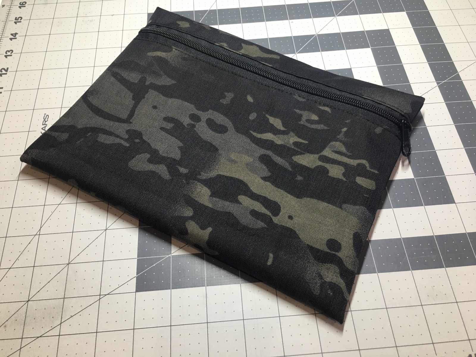 LIVESOUTSIDE MultiCam Black Camo Tactical Zipper Bag Medium USA Made New Cordura