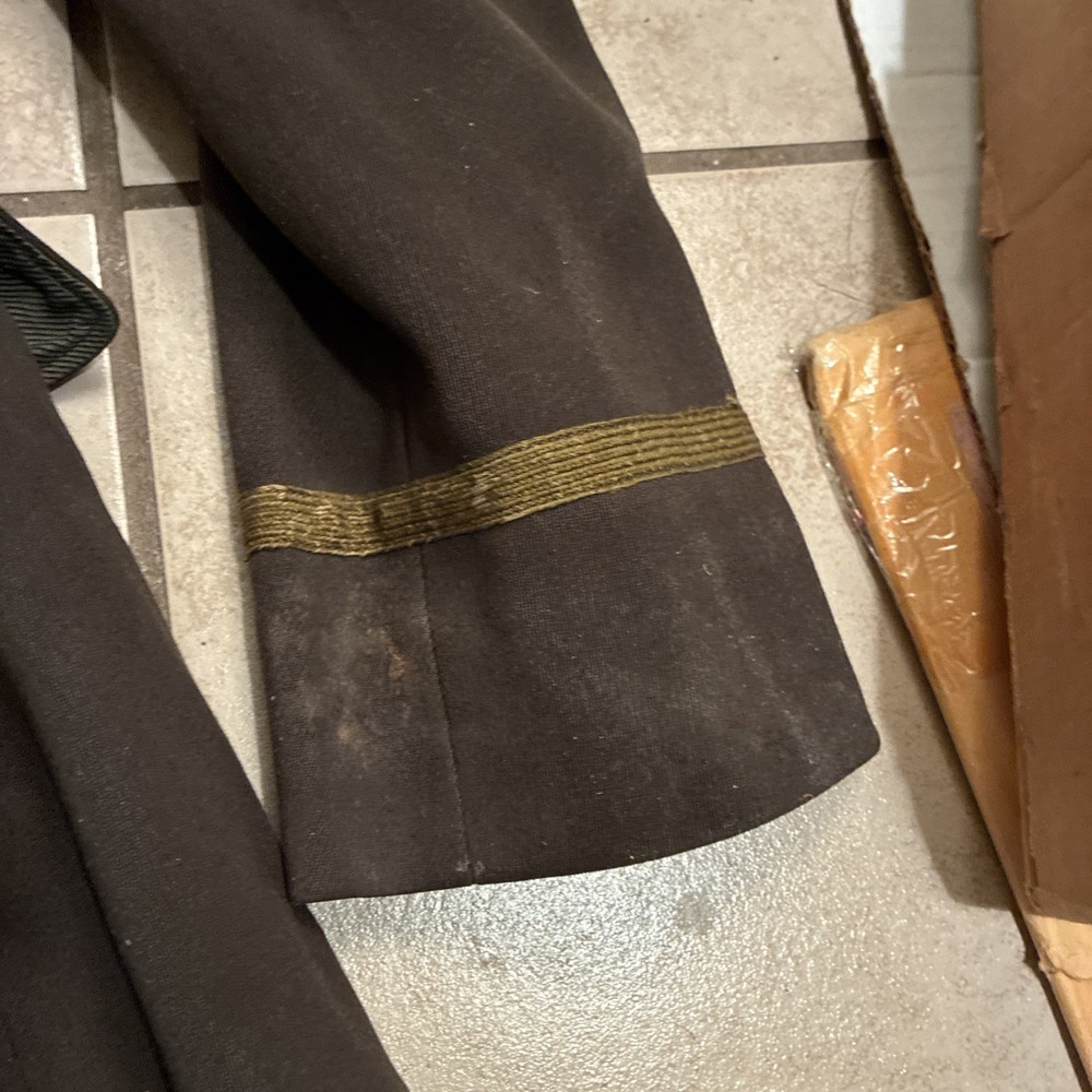 ORIGINAL WWII US ARMY OFFICER CLASS A DRESS JACKET- Small-with hat size 7 1/8