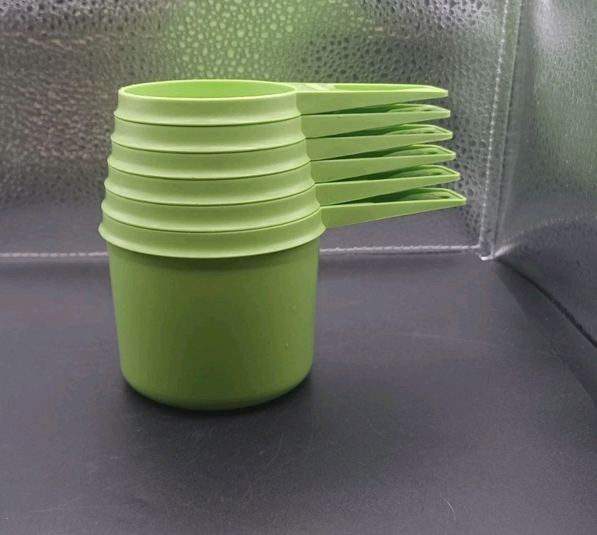 6 Vintage Tupperware Nesting Stacking Measuring Cups Set Green Complete