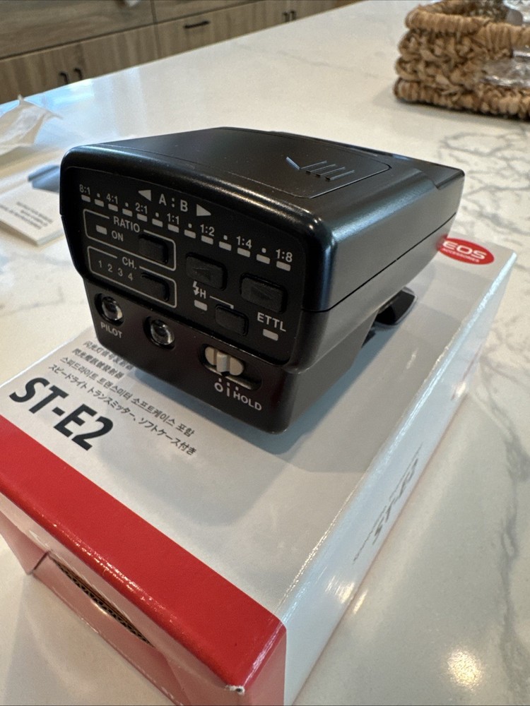 Canon ST-E2 IR Speedlite Transmitter
