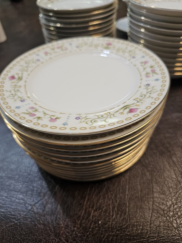 Floral Inspirations 8004 Classique
