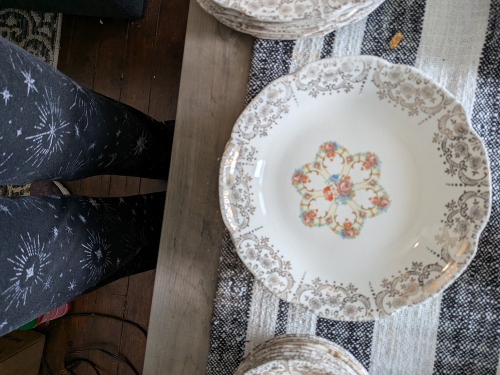 Complete Set Of Vintage Sebring Dinnerware