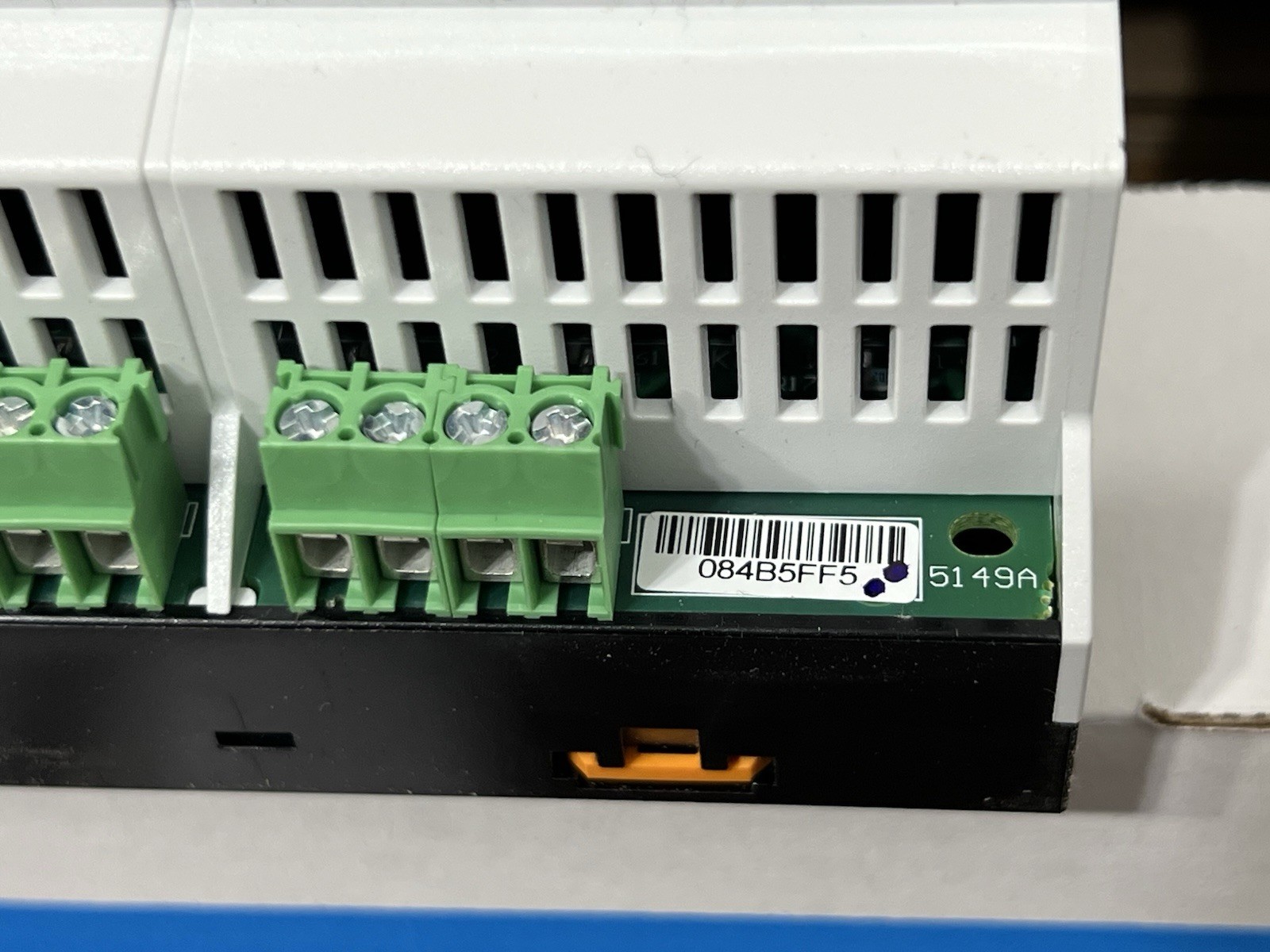 Lutron HomeWorks QS LQSE-4S8-120-D Switching Power Module - ( PRICE FOR 1 UNIT