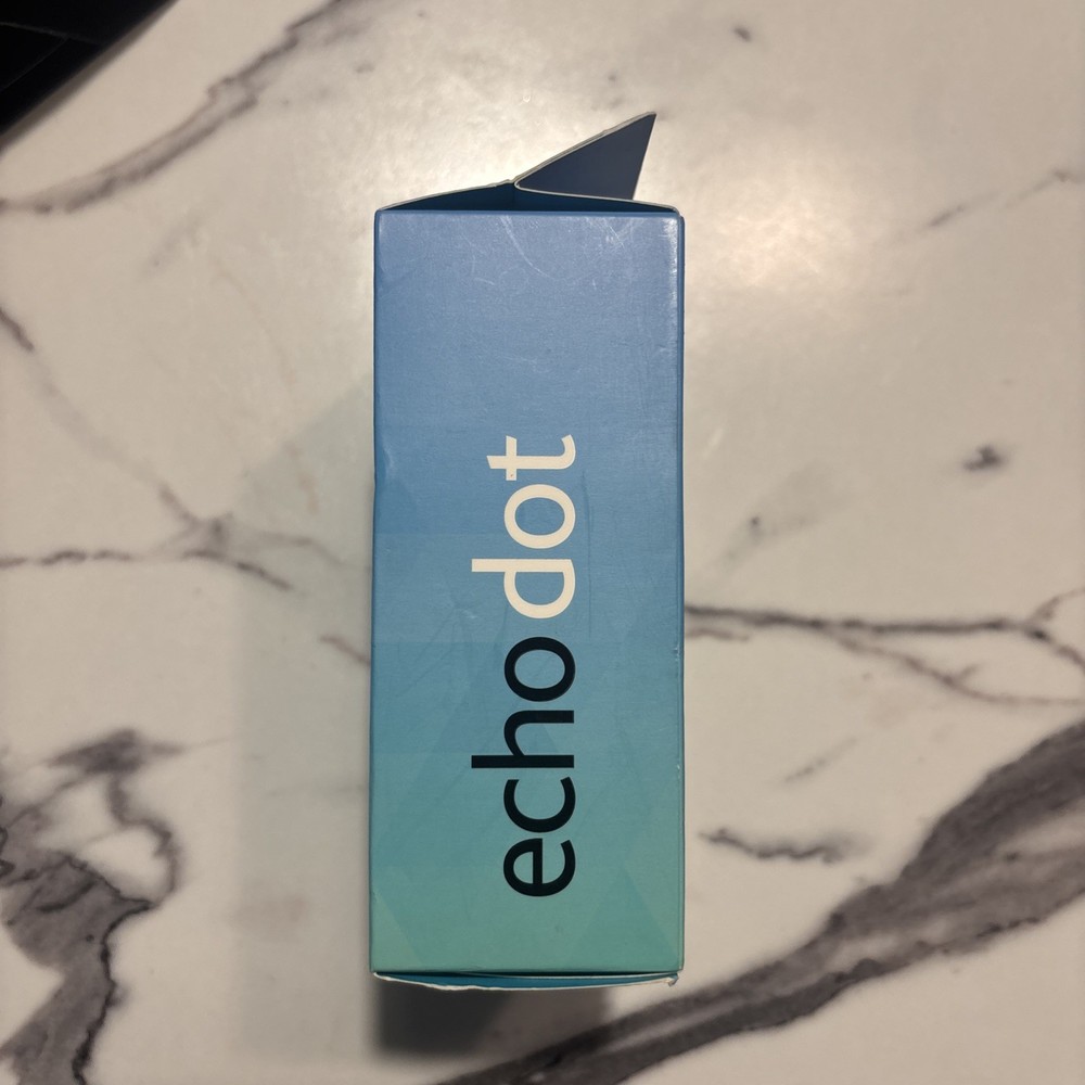 Amazon Echo Dot (2nd Generation) Smart Assistant - White RS03QR (READ DESC)