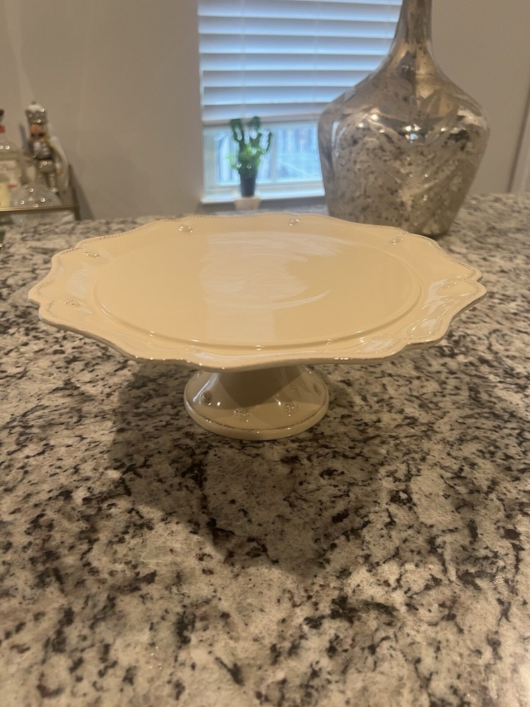 Juliska Berry & Thread Cake Stand
