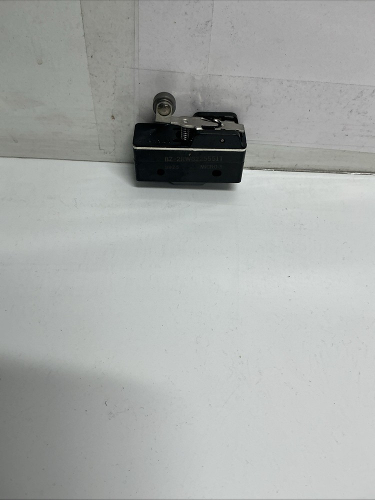 Micro Switch BZ-2RW8225551T Roller Lever Limit Switch V-732